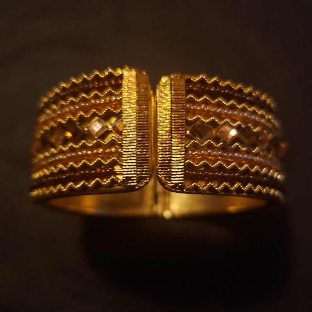 Jewelry - Picture 3 of 4